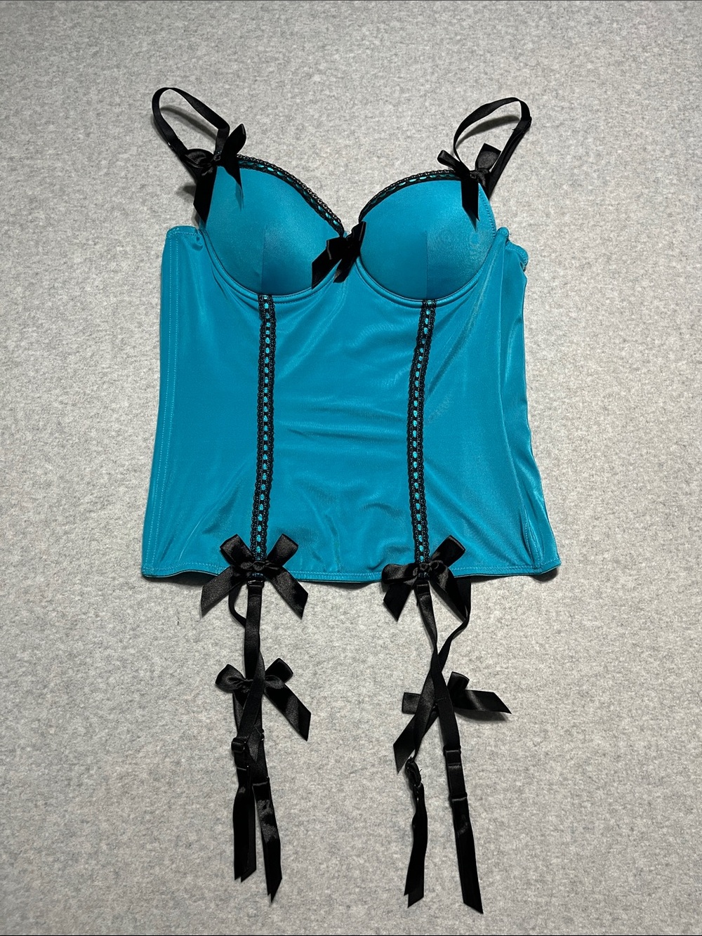 Vintage Y2K Hot Topic Corset size 34 B 👗
